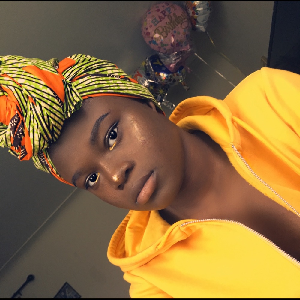 Meet your Posher, Fatou